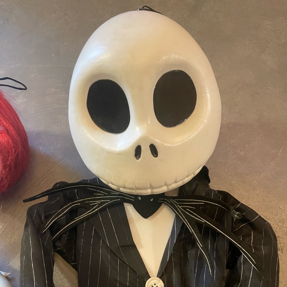 Jack Skellington & Sally From “The Nightmare Before Christmas” Halloween Figures - Picture 13 of 16